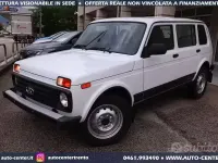 Usata Lada niva 83 CV (61 kW) 2018 Bianco SUV