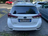 Usata Toyota Auris Hybrid Active 99 CV (72 kW) 2018 Bianco Station wagon