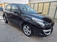 Usata Renault Scénic III 110 CV (80 kW) 2012 Nero Monovolume