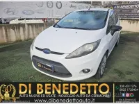 Usata Ford Fiesta 70 CV (51 kW) 2012 Furgone