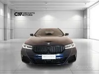 Usata BMW 530 Comfort Edition 249 CV (183 kW) 2023 Bluazzurro Station wagon