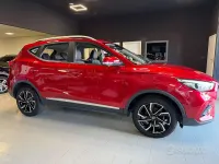 Begagnad MG ZS Luxury 106 HK (77 kW) 2024 Svart SUV