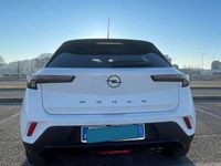 Usata Opel Mokka S 131 CV (96 kW) 2024 Bianco SUV