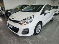 Usata Kia Rio Active 75 CV (55 kW) 2016 Bianco Berlina