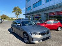 Usata BMW 320 Luxury Line 190 CV (139 kW) 2020 Grigio Station wagon
