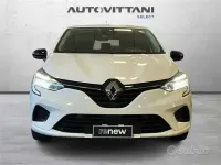 Usata Renault Clio V Equilibre 101 CV (74 kW) 2023 Bianco Berlina