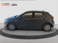 Usata Kia Rio 136 CV (100 kW) 2021 Grigio pastello