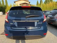Usata Ford Fiesta Titanium 101 CV (74 kW) 2014 Blu Utilitaria
