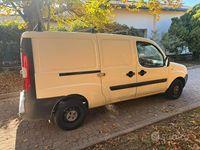 Usata Fiat Doblò 2008 Bianco Monovolume