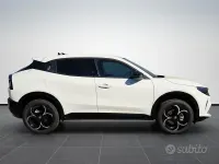 Nuova Alfa Romeo GT Junior Sprint 136 CV (100 kW) 2026 Bianco sempione SUV