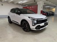 Nuova Kia Sportage 136 CV (100 kW) 2025 Deluxe white SUV