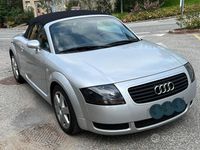 Usata Audi TT Roadster 150 CV (110 kW) 2002 Grigio Cabrio