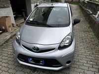 Usata Toyota Aygo Connect Style 68 CV (50 kW) 2014 Utilitaria