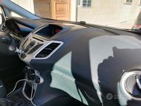 Usata Ford Fiesta Titanium 2012 Grigio Utilitaria