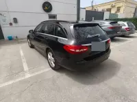 Usata Mercedes C180 116 CV (85 kW) 2015 Nero Station wagon
