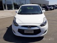 Usata Hyundai ix20 Comfort 90 CV (66 kW) 2015 Bianco / pastello Utilitaria
