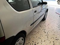 Usata Fiat Seicento 54 CV (39 kW) 2004 Grigio metallizzato Utilitaria