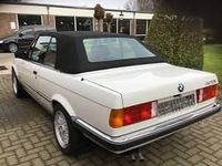 Usata BMW 320 Cabriolet 129 CV (94 kW) 1992 Bianco Cabrio