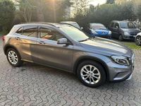 Usata Mercedes GLA200 136 CV (100 kW) 2016 Grigio SUV