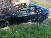 Usata Tesla Model S 244 kW (332 CV) 2018 Argento Utilitaria