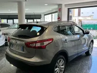 Usata Nissan Qashqai Acenta 110 CV (80 kW) 2016 Grigio SUV