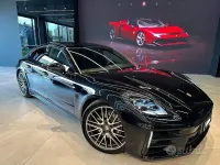 Usata Porsche Panamera 352 CV (258 kW) 2024 Nero metallizzato Utilitaria