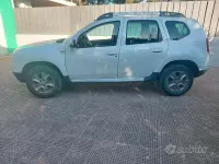 Usata Dacia Duster 110 CV (80 kW) 2015 Bianco SUV