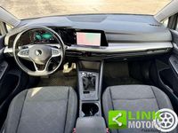 Usata VW Golf VIII Style 131 CV (96 kW) 2020 Grigio scuro Berlina