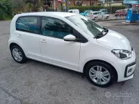 Usata VW up! 90 CV (66 kW) 2016 Bianco Utilitaria