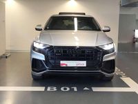 Usata Audi Q8 Sport 381 CV (280 kW) 2021 Argento SUV