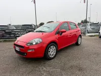Usata Fiat Punto Lounge 85 CV (62 kW) 2015 Rosso Berlina