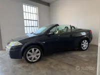 Usata Renault Mégane Cabriolet 165 CV (121 kW) 2007 Grigio Cabrio