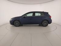Begagnad VW Golf VIII Style 116 HK (85 kW) 2023 Blå Sedan