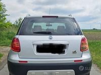 Usata Fiat Sedici 120 CV (88 kW) 2008 Grigio SUV