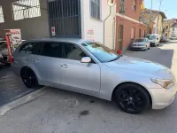 Usata BMW 530 163 CV (119 kW) 2005 Argento Station wagon