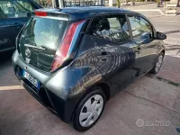 Usata Toyota Aygo 69 CV (50 kW) 2018 Other Utilitaria