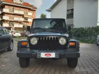 Usata Jeep Wrangler Sport 177 CV (130 kW) 2004 Nero SUV