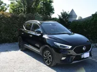 Usata MG ZS Luxury 111 CV (81 kW) 2023 Nero SUV