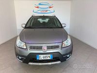 Usata Fiat Sedici Emotion 135 CV (99 kW) 2012 Grigio scuro SUV