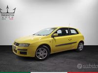 Usata Fiat Stilo 133 CV (97 kW) 2005 Giallo Berlina