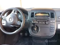 Usata VW Multivan 180 CV (132 kW) 2011 Grigio Monovolume