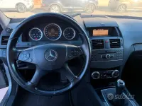 Usata Mercedes C200 Elegance 136 CV (100 kW) 2011 Grigio Berlina