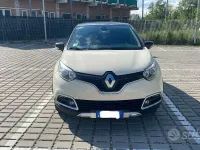 Usata Renault Captur 90 CV (66 kW) 2015 Beige SUV