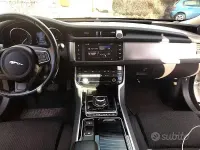 Usata Jaguar XF 163 CV (119 kW) 2016 Bianco Berlina