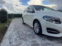 Occasion Mercedes B180 Premium 109 PK (80 kW) 2018 Wit MPV