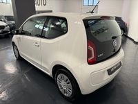 Usata VW up! Move 60 CV (44 kW) 2015 Bianco Utilitaria