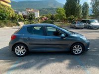 Usata Peugeot 207 90 CV (66 kW) 2007 Grigio Utilitaria