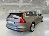 Usata Volvo V60 Business Edition 150 CV (110 kW) 2020 Grigio Station wagon