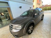 Usata Fiat Freemont 140 CV (102 kW) 2011 Grigio SUV