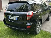 Usata Toyota RAV4 177 CV (130 kW) 2011 SUV